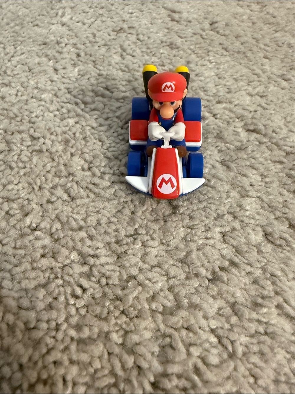 Mario Kart Rainbow Road Playset — Multicolor Kids Toy WITH 5 ADDITIONAL KARTS! - Picture 7 of 8